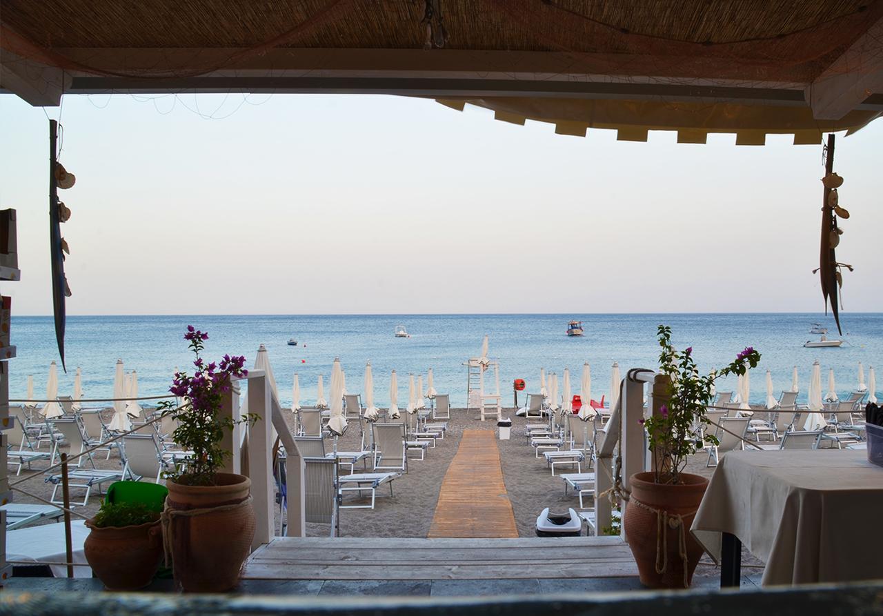 Residence Letojanni Taormina Kültér fotó
